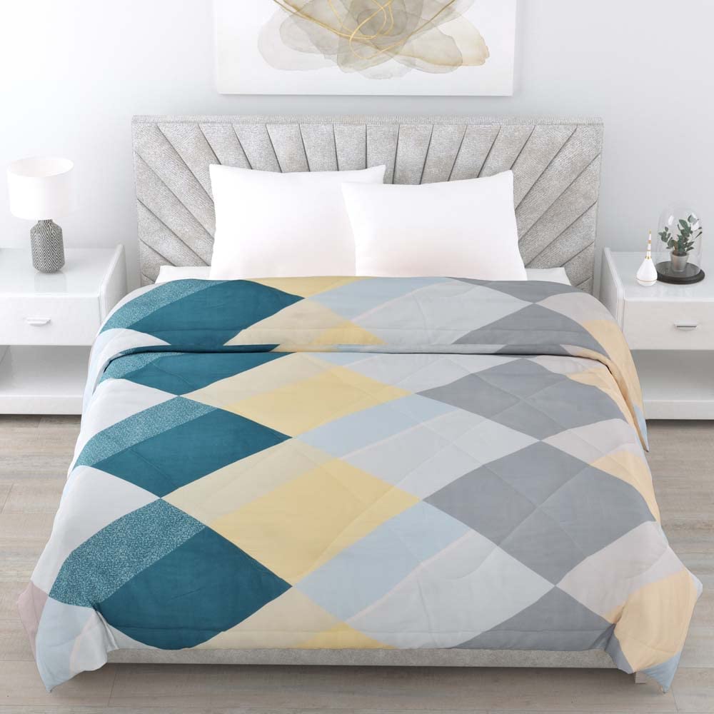 THE HOME STYLE 350TC Super Soft Glace Cotton AC Comforter King Size Double Bed with 1 Flat Bedsheet-90x100 Inch and 2 Pillow Cover ll 4Pc Bedding Set (Only Comforter, Light Iceberg Blue)