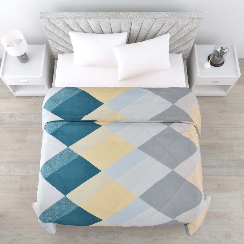 THE HOME STYLE 350TC Super Soft Glace Cotton AC Comforter King Size Double Bed with 1 Flat Bedsheet-90x100 Inch and 2 Pillow Cover ll 4Pc Bedding Set (Only Comforter, Light Iceberg Blue)