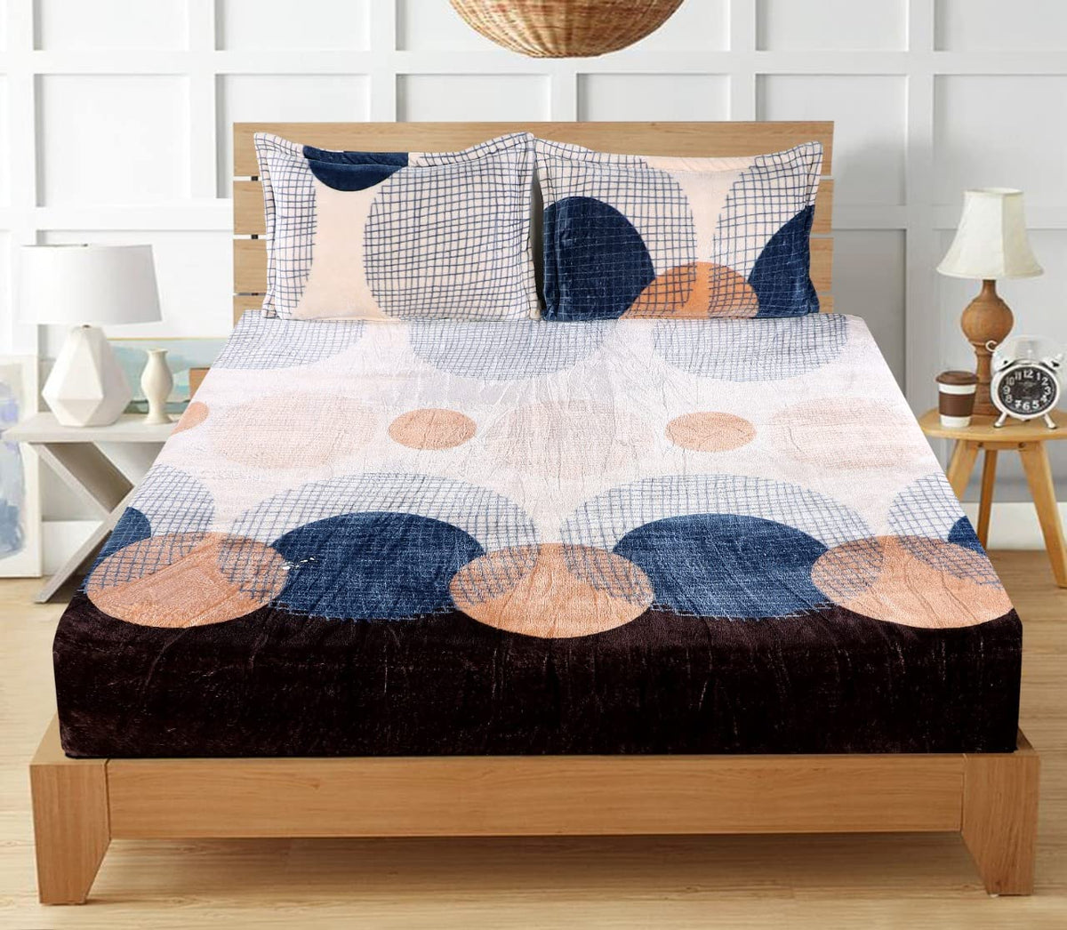 THE HOME STYLE Soft Fleece Warm Winter King Size Wollen Flat Bedsheet with 2 Pillow Cover (90x100 Inch)