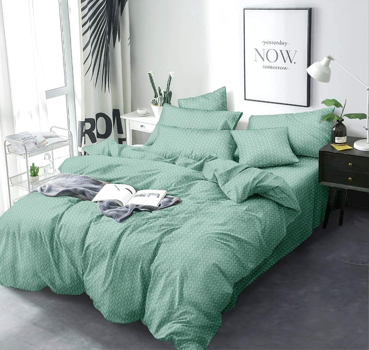 THE HOME STYLE 200TC Supersoft Glace Cotton Printed Flat King Size Double Bed Bedsheet with 2 Pillow Cover (90x100 Inch) (Green Chevron)