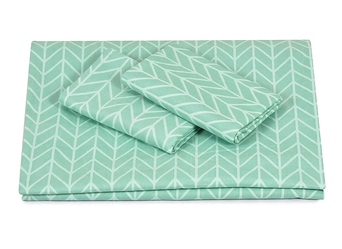 THE HOME STYLE 200TC Supersoft Glace Cotton Printed Flat King Size Double Bed Bedsheet with 2 Pillow Cover (90x100 Inch) (Green Chevron)