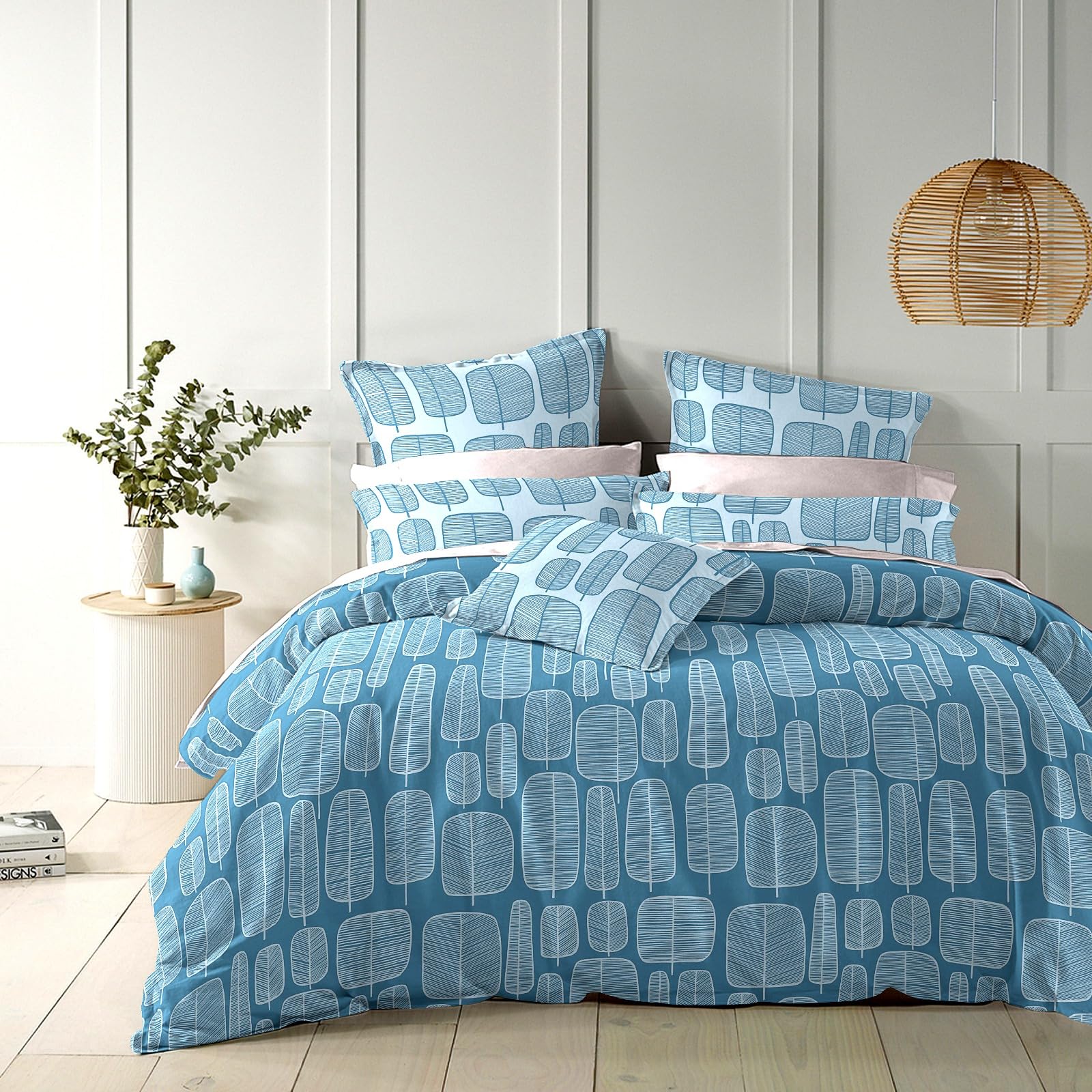 THE HOME STYLE Cotton Feel Glace Cotton Elastic Fitted Printed King Size Double Bed Bedsheet with 2 Pillow Cover